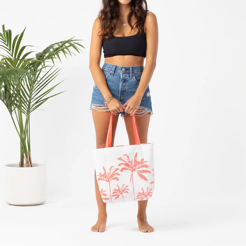 Modieuze, milieuvriendelijke, gecoate DuPont™ Tyvek® omkeerbare tas – waterdichte strand- en boodschappentas in Hawaiiaanse stijl