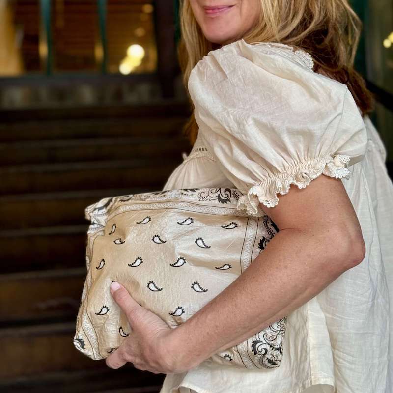 Multifunctionele reisformaat make-uptas op maat – Eco Tyvek make-uptas